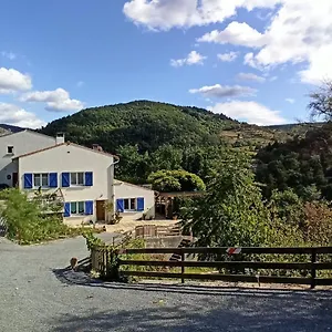 https://gte-la-cte-des-bleuets-de-retourtour.hotels-rhonealpes.com